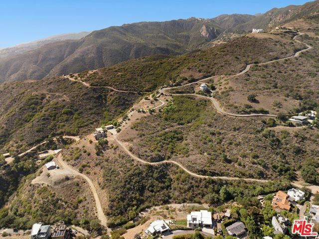2826 Coralglen Drive, Malibu, CA 90265