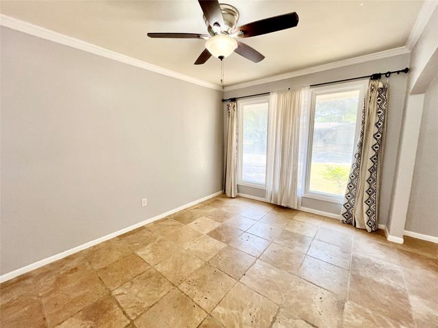 830 Blackburn Street, Grand Prairie, TX 75050