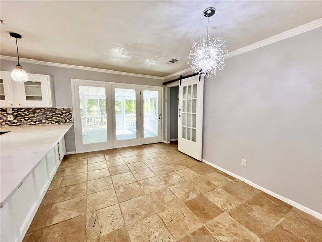 830 Blackburn Street, Grand Prairie, TX 75050