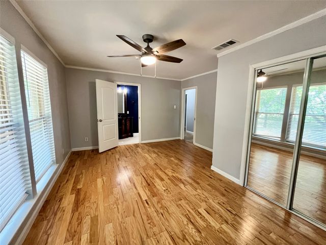 830 Blackburn Street, Grand Prairie, TX 75050