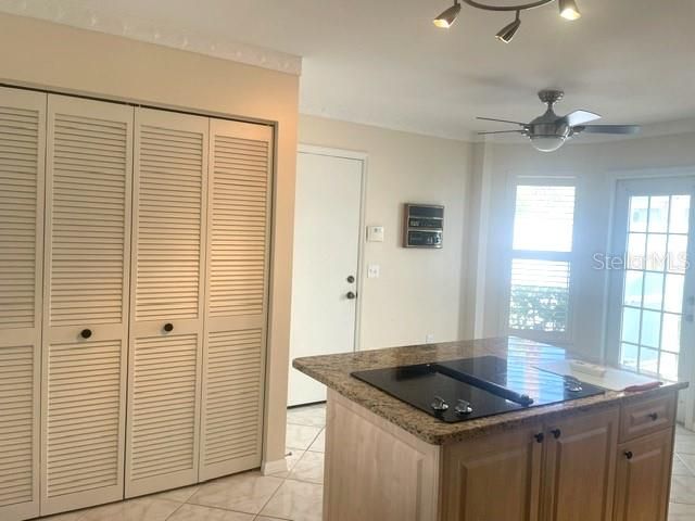 718 BRIGHTSIDE CRESCENT DRIVE 10, Venice, FL 34293