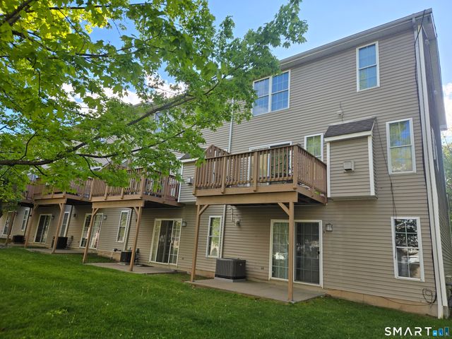 157 Leeder Hill Drive 206, Hamden, CT 06517