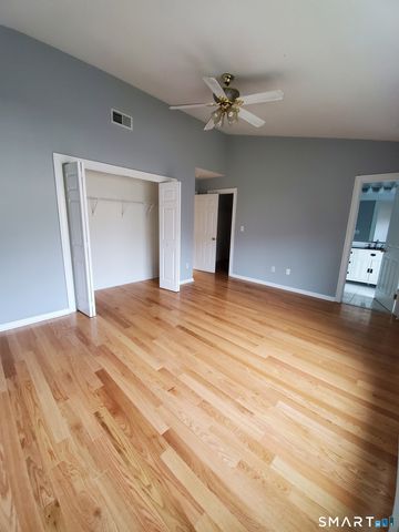 157 Leeder Hill Drive 206, Hamden, CT 06517