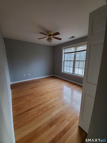 157 Leeder Hill Drive 206, Hamden, CT 06517
