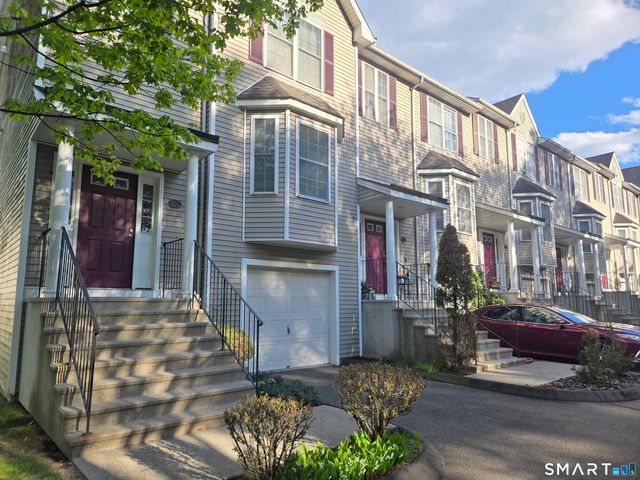 157 Leeder Hill Drive 206, Hamden, CT 06517
