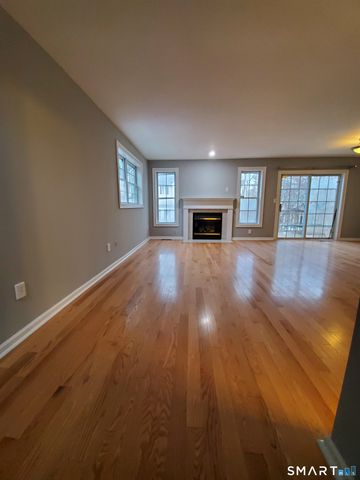 157 Leeder Hill Drive 206, Hamden, CT 06517
