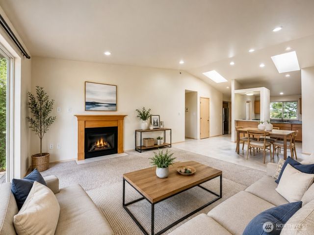 818 138th Street E, Tacoma, WA 98445