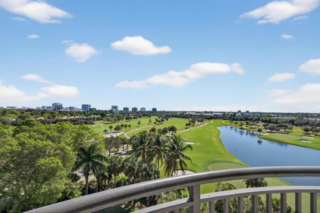 2427 Presidential Way 803, West Palm Beach, FL 33401