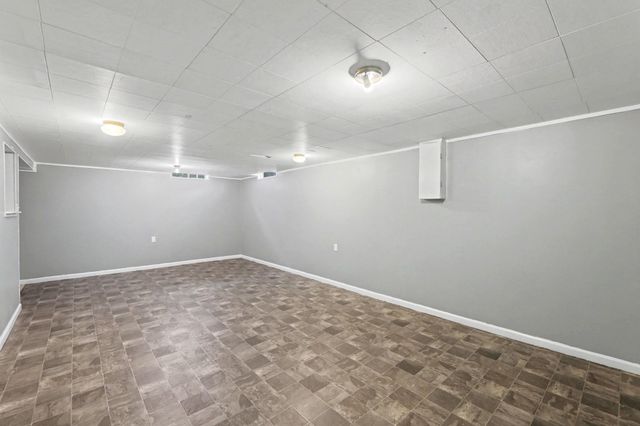 4226 W Memory Ln, Wichita, KS 67212