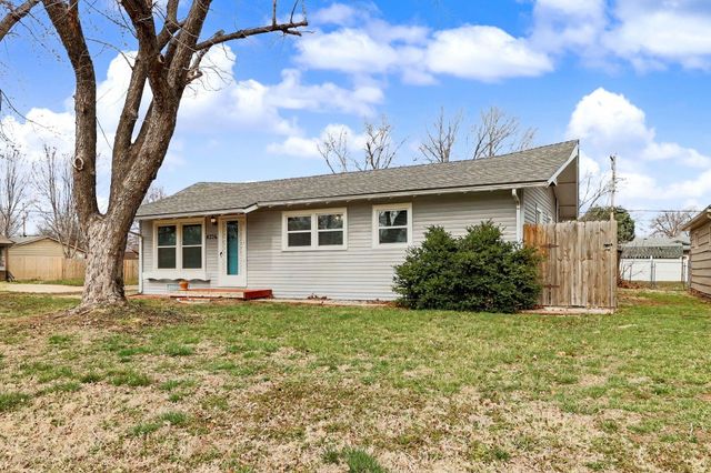 4226 W Memory Ln, Wichita, KS 67212