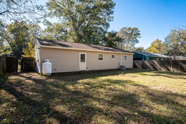 1737 Bozo Lane, Johns Island, SC 29455