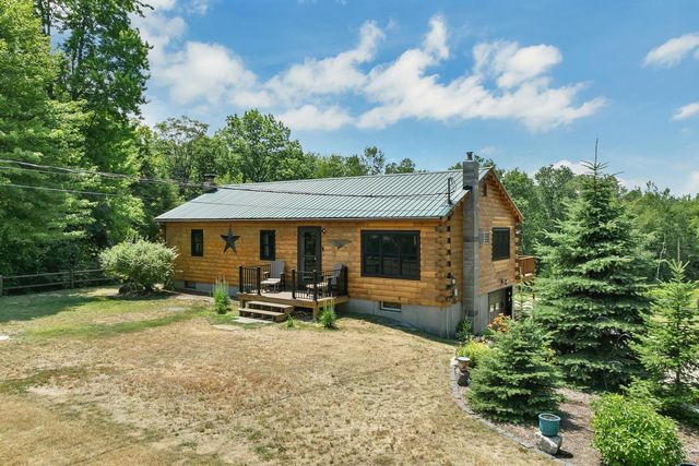 214 Middle Road, Tuftonboro, NH 03816