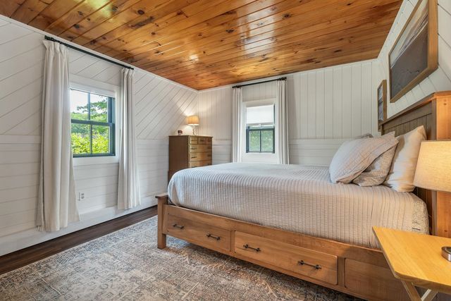 214 Middle Road, Tuftonboro, NH 03816