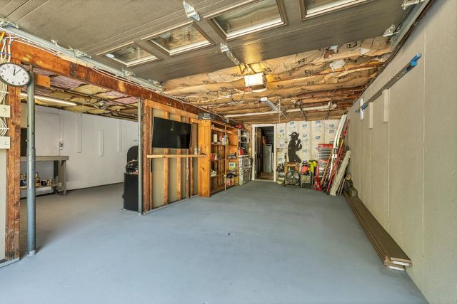 214 Middle Road, Tuftonboro, NH 03816