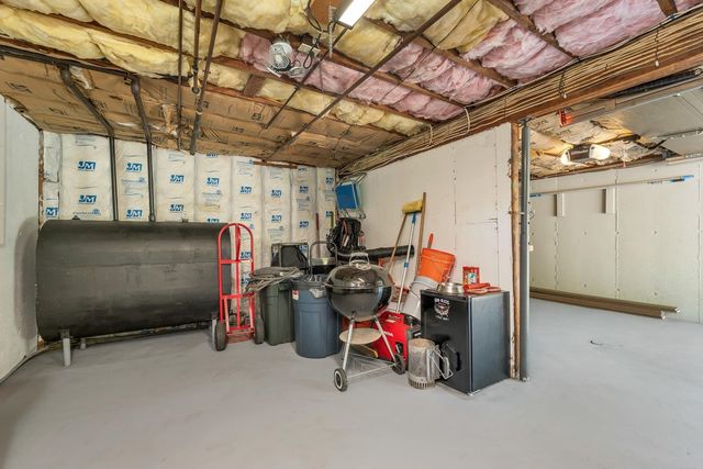 214 Middle Road, Tuftonboro, NH 03816