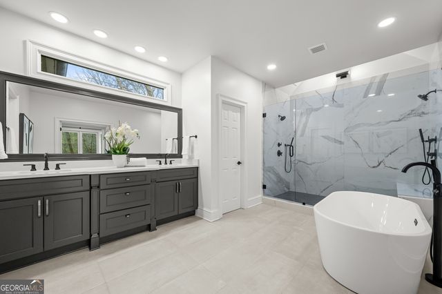 4562 Columns Drive SE, Marietta, GA 30067