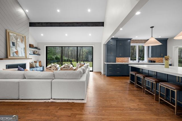 4562 Columns Drive SE, Marietta, GA 30067