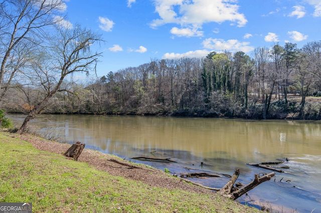 4562 Columns Drive SE, Marietta, GA 30067