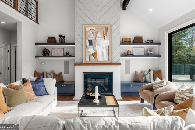 4562 Columns Drive SE, Marietta, GA 30067