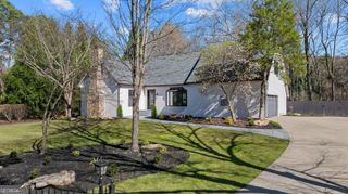 4562 Columns Drive SE, Marietta, GA 30067