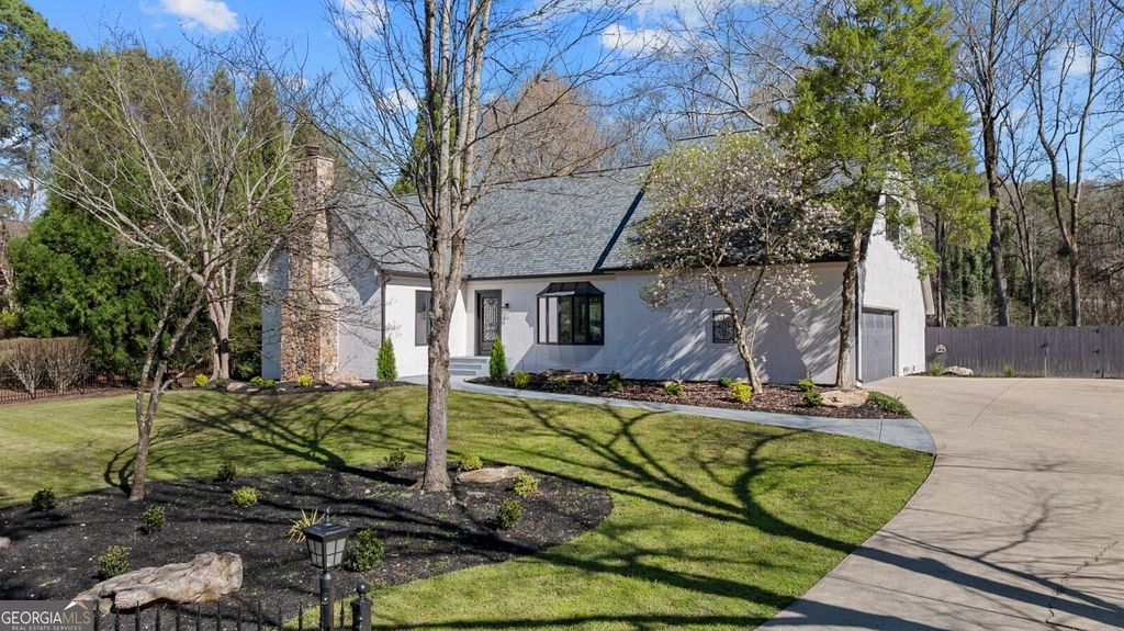 4562 Columns Drive SE, Marietta, GA 30067