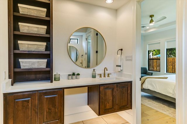 13 Prestonwood CIR, Austin, TX 78734