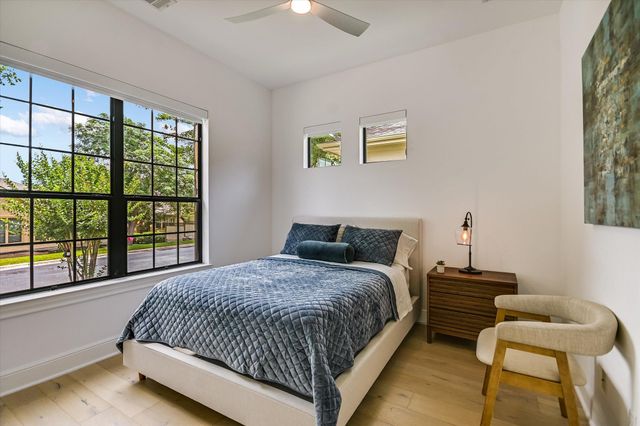13 Prestonwood CIR, Austin, TX 78734