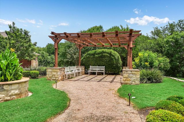 13 Prestonwood CIR, Austin, TX 78734