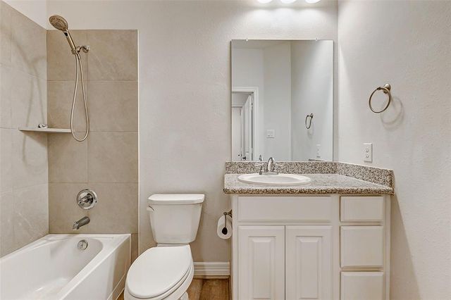 9830 Joyce Drive, Iowa Colony, TX 77583