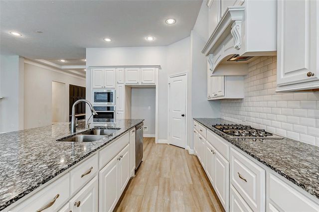 9830 Joyce Drive, Iowa Colony, TX 77583