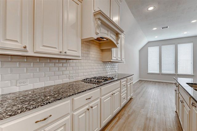 9830 Joyce Drive, Iowa Colony, TX 77583