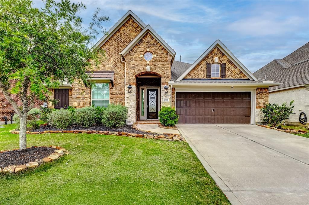 9830 Joyce Drive, Iowa Colony, TX 77583