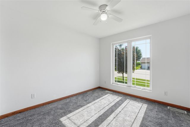 108 Pheasant Avenue, Atkins, IA 52206