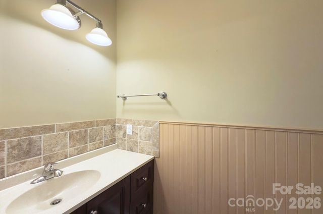 1023 White Point Drive, Huntersville, NC 28078
