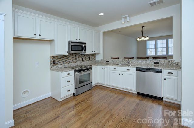 1023 White Point Drive, Huntersville, NC 28078