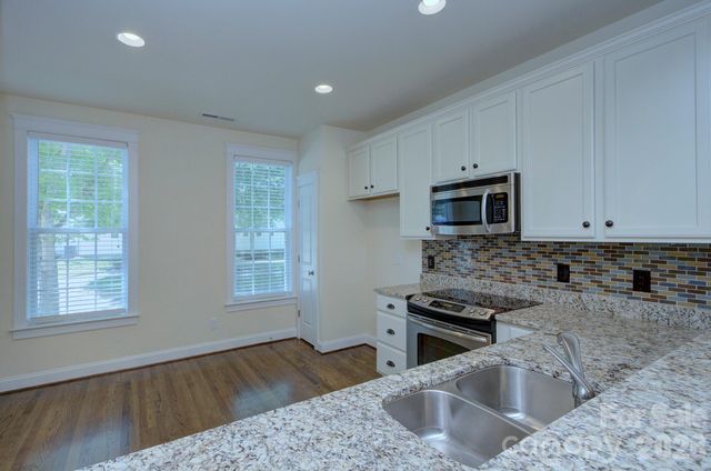 1023 White Point Drive, Huntersville, NC 28078