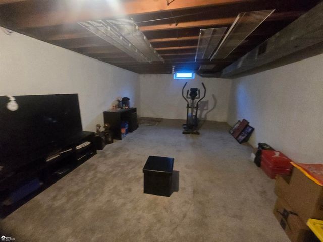 1845 Laurel Oak Drive, Flint, MI 48507