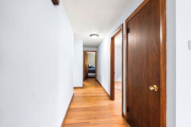 11 Pennybrook Rd, Lynn, MA 01905