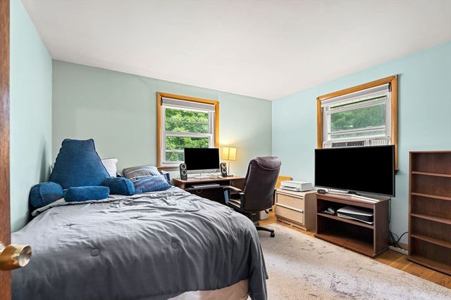 11 Pennybrook Rd, Lynn, MA 01905