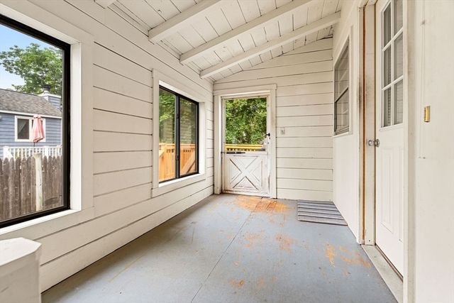 11 Pennybrook Rd, Lynn, MA 01905