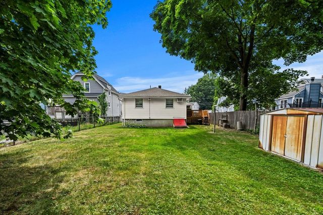 11 Pennybrook Rd, Lynn, MA 01905