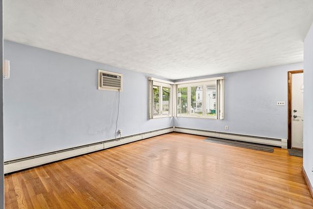 11 Pennybrook Rd, Lynn, MA 01905