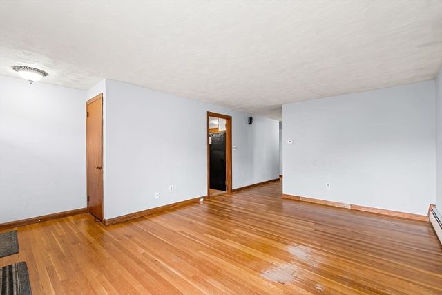 11 Pennybrook Rd, Lynn, MA 01905