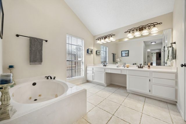 15223 Evergreen Knoll Lane, Cypress, TX 77433