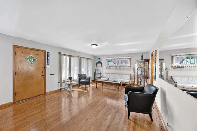 413 Water Street, Thornton, IL 60476