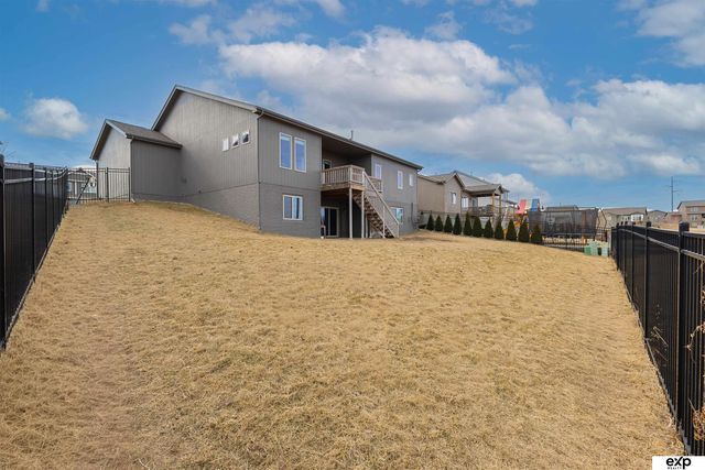 17610 Musket Street, Omaha, NE 68136