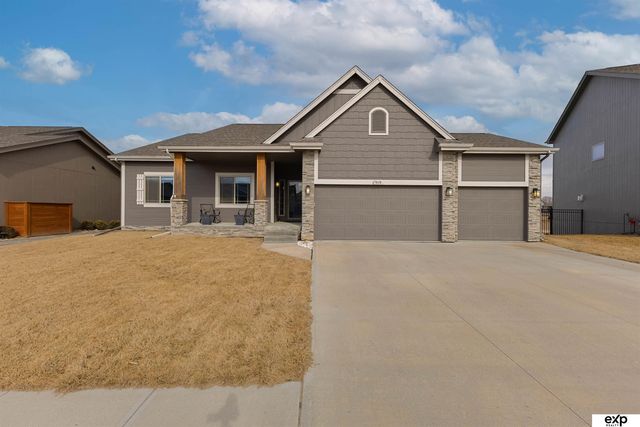 17610 Musket Street, Omaha, NE 68136