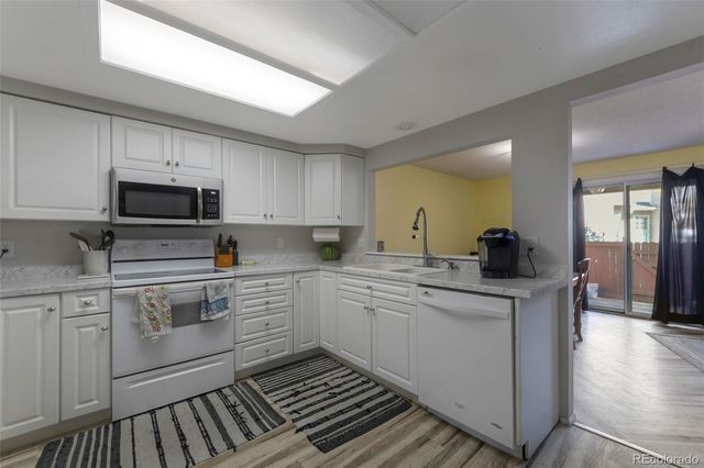 6556 S Yukon Way, Littleton, CO 80123