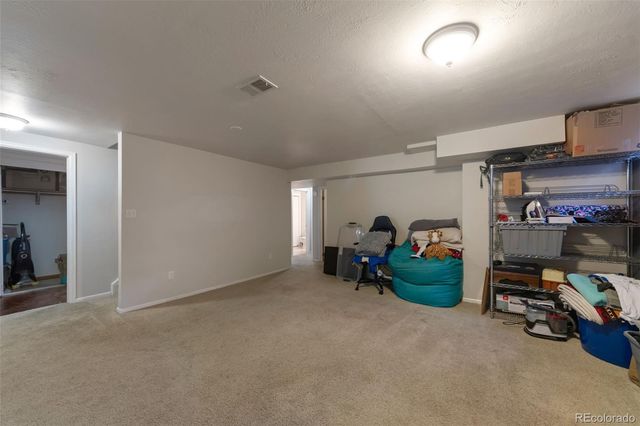 6556 S Yukon Way, Littleton, CO 80123