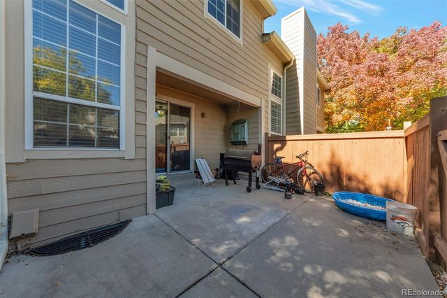 6556 S Yukon Way, Littleton, CO 80123